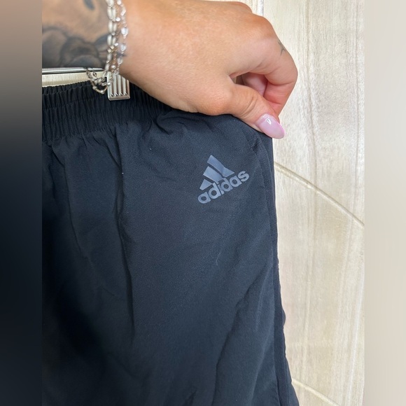 Adidas Shorts energy running 9” shorts size large - Picture 3 of 5